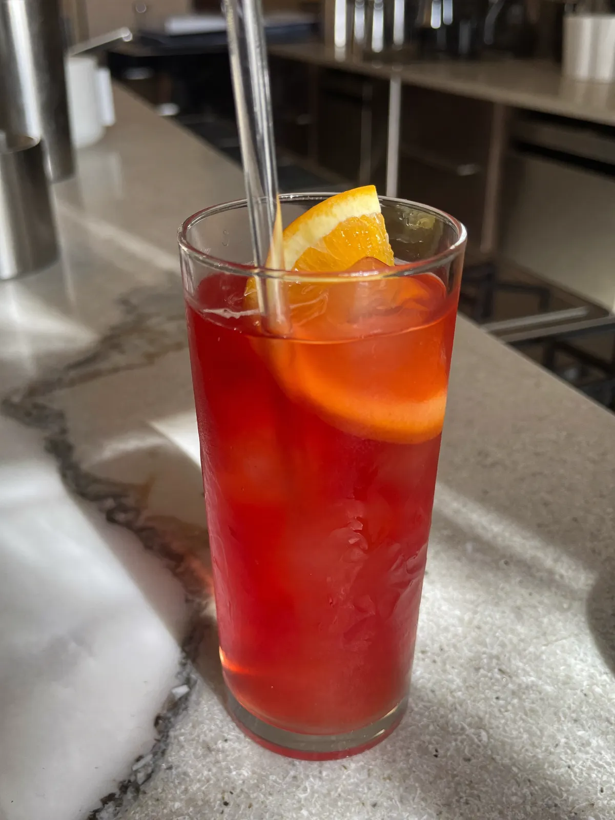 Americano, servi dans son verre