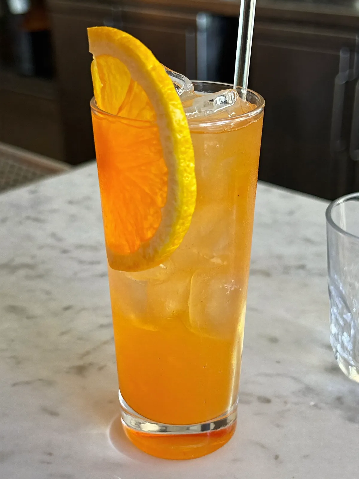 Harvey Wallbanger, servi dans son verre